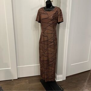 Geometric Brown Short Sleeve Long Dress